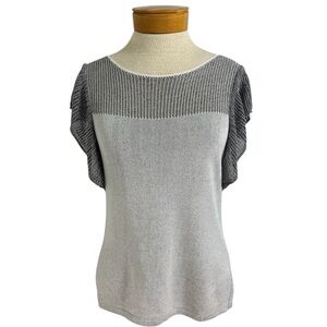 LEO & SAGE XS Knit, Black Gray Ruffle Cap Sleeve